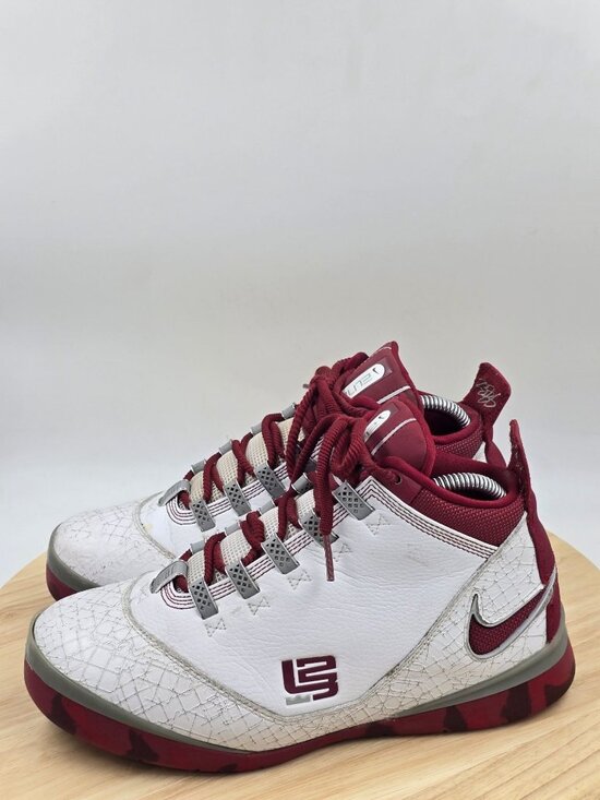 Nike Lebron Zoom Soldier II Team Bank Deadstock Red Mens Athletic shoes sz 7.5 main image 4